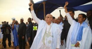 رئيس الجمهورية الموريتانية يعطي الإنطلاقة لكأس الرماية التقليدية بمدينة شنقيط