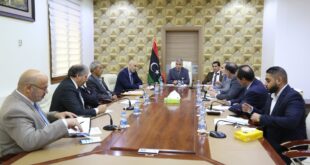 تقديم الخدمات الطبية لمرضى الأورام : أمين عام مجلس الوزراء الليبي يبحث مع المسؤولين في وزارة الصحة وديوان المحاسبة آليات تذليل الصعوبات التي تواجه الخدمة