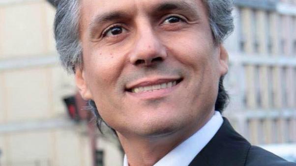 رشيد نكاز يشدد على أن قضيته داخلية ويرفض تدويلها