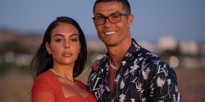 هل يعتزل البرتغالي كريستيانو رونالدو بعد الزواج؟