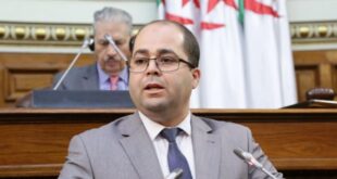 وزير البريد يعتذر من الجزائريين بعد تصريحاته العنصرية