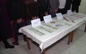 قسنطينة: توقيف 6 أشخاص بتهمة تزوير العملة الوطنية و حجز أزيد من 80 مليون من العملة المزورة 