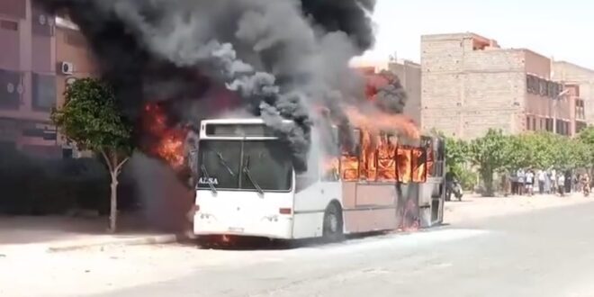 حريق يندلع في حافلة 'ألزا' بمراكش نتيجة التهالك والجدل يُثار حول جودة أسطول الشركة