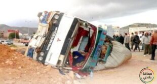 كارثة: مشاو مساكن يوصلو المساعدات لضحايا الزلزال تقلبو بهم الشاحنات بأكادير