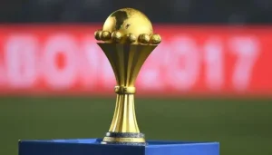 Transformation financière et marketing de la Confédération Africaine de Football (CAF) : Etude sur les droits de diffusion et la structure de la Super Ligue et des compétitions continentales