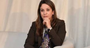 شرفات أفيلال وزيرة الطاقة والمعادن والتنمية المستدامة خلال تسلم مهامها الحكومية بالرباط